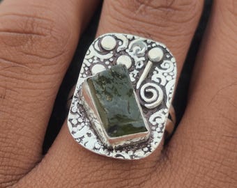 Moldavite Ring 925 Sterling Silver, Raw Moldavite Gemstone Ring, Green Stone Statement Ring, Handmade Boho Ring, Unique Silver Jewelry