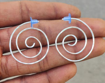 Hamrade spiralörhängen i sterlingsilver, bohemiska virvelsmycken