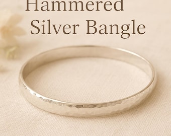 Handgemaakte gehamerde sterlingzilveren armband • Minimalistische boho-armband
