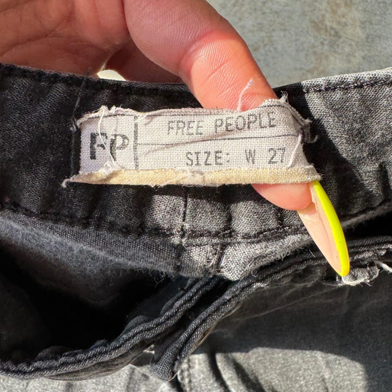 Vaqueros ajustados negros elásticos Y2K Free People, talla 27, tiro bajo, grunge, emo, indie imagen 5