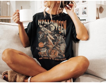 Vintage Halloween Shirt Comfort Colors® Halloween Film Shirt Classic Horror Movie Shirt Oversized T Shirt Friday the 13th Tee