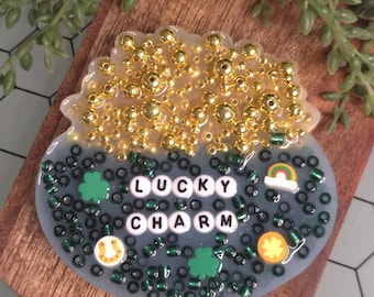 Pick Pad Silicone Skin Picky Pad, Beaded Bracelet Kit, St Patty's Pot oGold Stress Relief Picky Pad, ADHD Anxiety, Kandi Friendship Bracelet