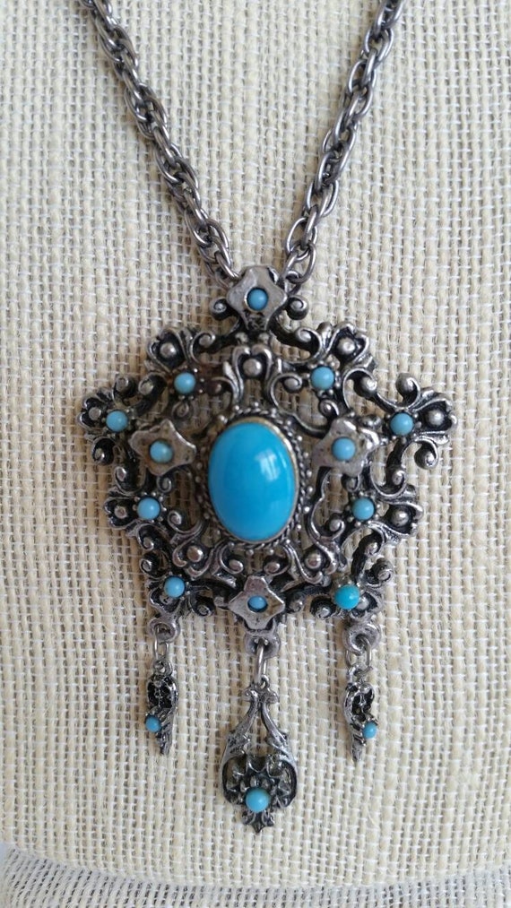 Vintage faux turquoise pendant necklace - image 1