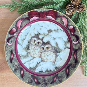 Soft Woodland Christmas Owl Plate ⋆ Japan 1997 Christine Marshall ⋆ Cozy Winter Illustration