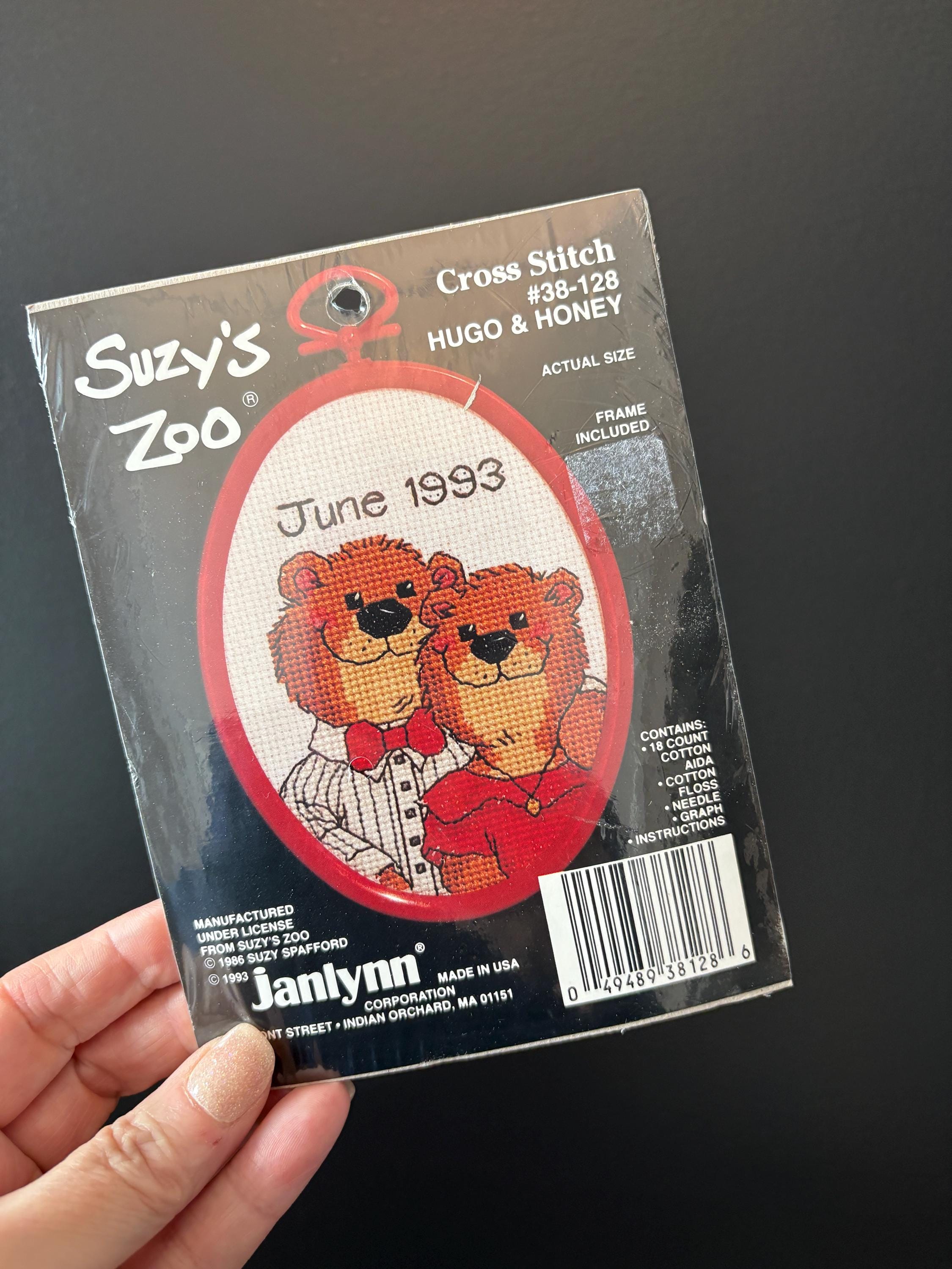 Suzy zoo cross stitch kit - Etsy 日本