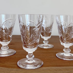 Atomare Kristallglas Kelche mit Ätzmuster - 4er Set