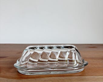 Butter Keeper with Classic Mid‑Century Lines - Anchor Hocking Clear Glass Dish with Lid