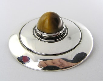 Broche Erik Granit & Co em prata e olho de tigre, 1962