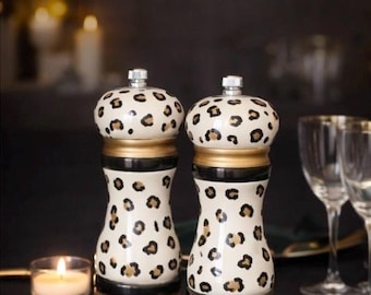 Hand Painted Leopard Print Salt and Pepper Grinders, Black White Gold Kitchen Decor, Checkered Base Spice Mills, Chic Kitchen Accessories