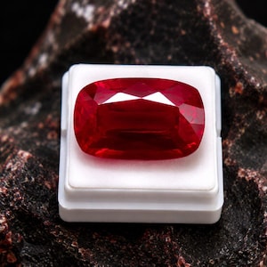 31 Ct Natural Burma Ruby Cushion Cut | GITL Certified AAA Myanmar Red Loose Gemstone for Ring, Pendant & Fine Jewelry