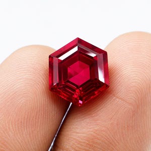 Naturlig Burma Rubin 8–10 Ct Hexagonslipad Myanmar Röd Rosa Rubin Oförstärkt Lös Ädelsten Juli Födelsesten Online Certifikat
