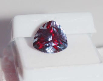 Gema de alejandrita de 7-8 quilates, talla trillón, piedra que cambia de color, con certificación GGI