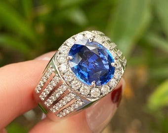 Anillo con halo de tanzanita creada en laboratorio / Plata de ley 925, piedra de nacimiento de diciembre