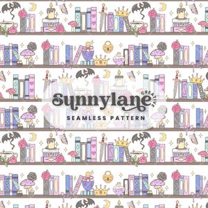 Könnte beinhalten: Ein nahtloses Muster mit Bücherregalen mit Büchern, Tränken, Kronen, Rosen und anderen Fantasy-Elementen. Der Text "Sunnylane Creative Seamless Pattern" ist im Bild zu sehen.