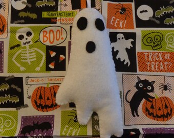 Spooky Halloween Ghost Ornament by Pepperland