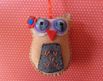 Beige Felt Owl Ornament by Pepperland