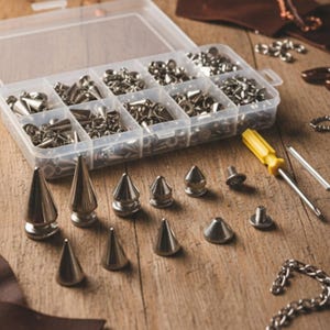 Punk Cone Spikes and Studs Kit, Leathercraft Clothing Accessories (354 Sets)