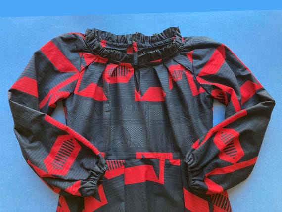 29" Black and Red Abstract Midi Party Dress - image 3