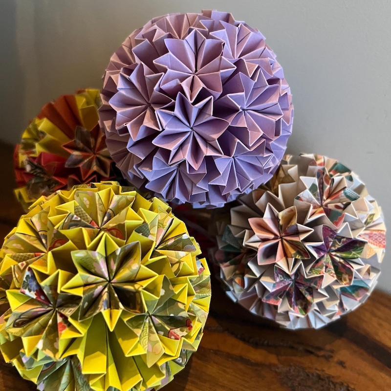 Kusudama - Etsy