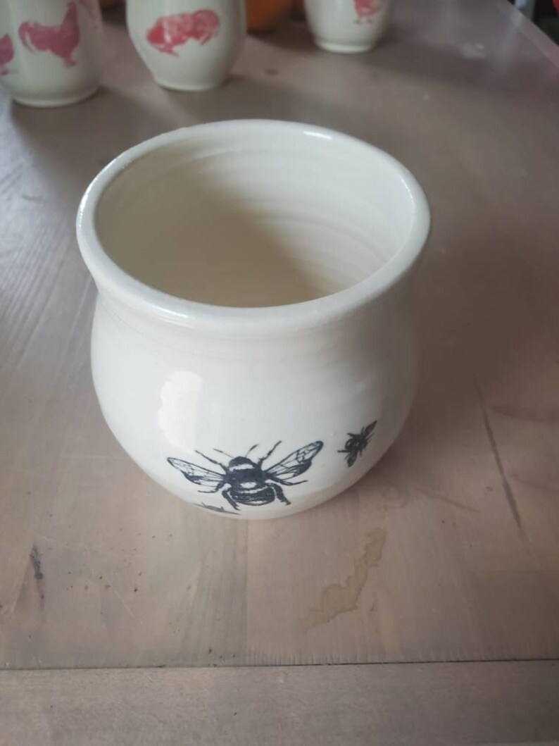 Pottery handmade bee motif wine tumblers, tea, cup, stemless goblets in white home decor hold 6 ounces gift for dad wedding gift image 1