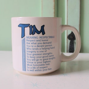 Taza con nombre y letras de TIM Coffee vintage... retro. nombre. café. té. bebida. servicio. comida. kitsch. cena. carta. decoración del hogar. padre. papá. abuelo