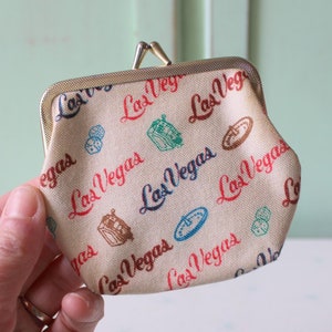 1970s Vintage LAS VEGAS Coin Purse....slots. desert. nevada. spade. casino. poker. gift. black jack. retro. kitsch. novelty. roulette. purse