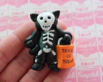 Vintage Halloween Button Pin: Trick or Treat Skeleton