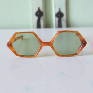 Vintage 60s Hexagon Sunglasses: Retro Funky Eyewear
