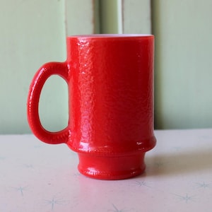 1960s Vintage Red Milk Glass Mug: Retro Kitchen Decor
