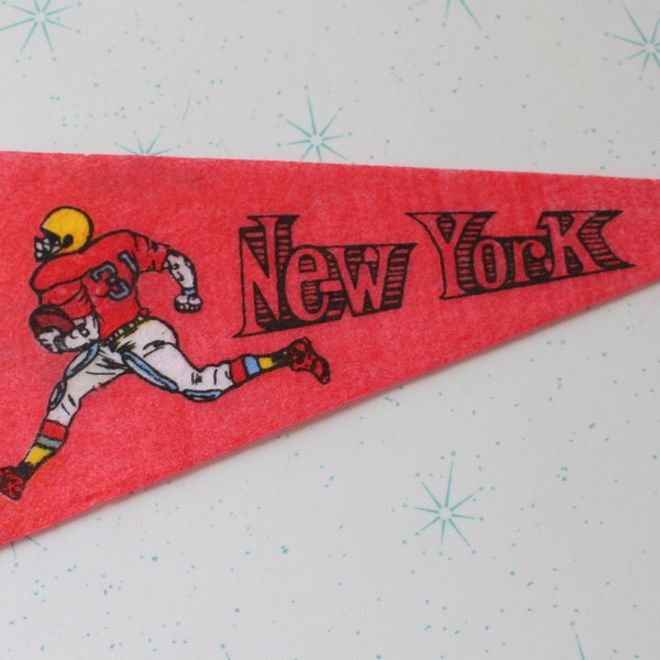 NOS 1960s Vintage NEW YORK Pennant Flag.....university. college. retro. state. vintage pennant. home decor. football. sports pennant. nfl