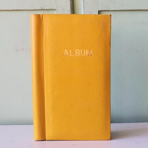1970s Atomic Groovy Retro Picture Album Book......novelty. groovy. gift. picture frame. vinyl. 70s gifts. photo album. picture book. yellow