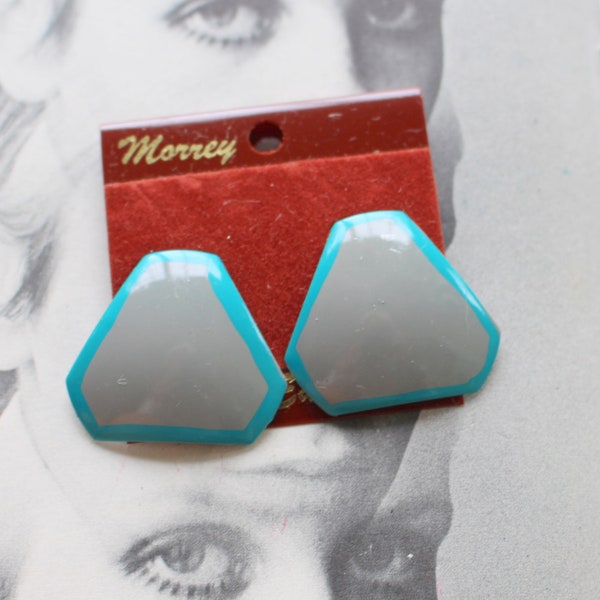 1980s Clip On Gray Blue Party Earrings.....retro accessories. blue. birthday. dainty. mod. classic. 80s earrings. mod girl. twiggy. clip ons