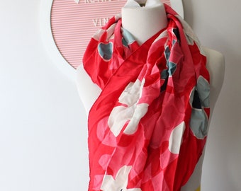 Vintage 70s Floral Scarf: Red Geometric Mod Head Wrap