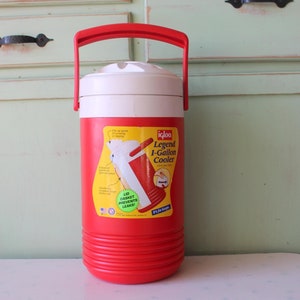 NOS 1997 Retro Igloo Cooler: Red & White Kitsch Ice Bucket