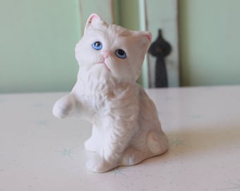 Vintage wit beeldje Kitty: retro kattenliefhebber decor
