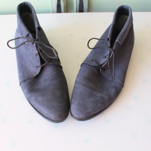 1980s Blue Vintage BOOTS....leather boots. calf boots. costume. hipster. boho. navy boots. retro. designer. indie. mod girl. leather boots