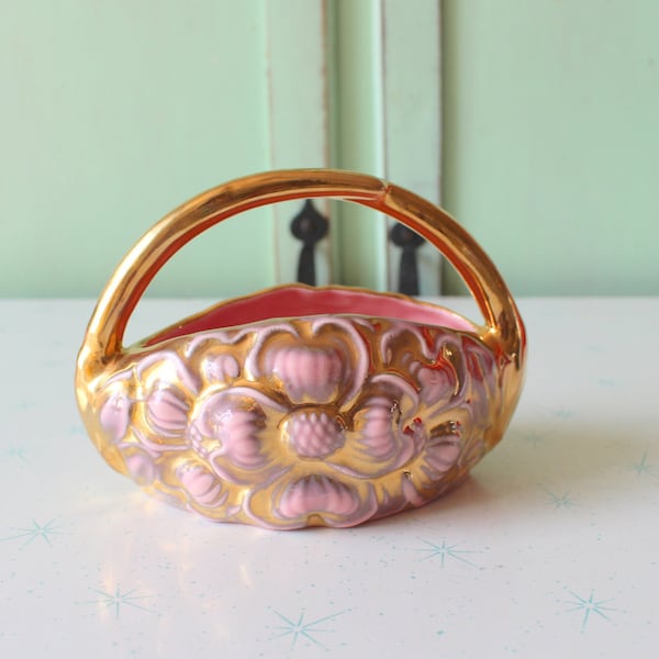 Vintage Pink Mid Century Floral Basket Vase.....kitsch. home. decor. retro housewares. artsy. pink and gold. flower basket. vintage ceramics