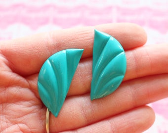 1980s Teal Dangle Earrings: Retro Mod Accessories