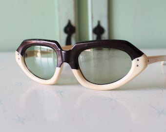 MOD Sunglasses: 1970s Black & White Striped Shades