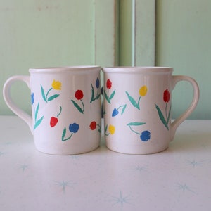 1980s Tulip Mugs Set: Kitsch Retro Kitchen Decor