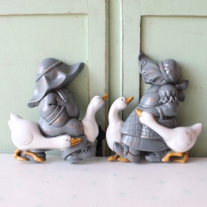Vintage Duck Figurine Wall Art Decor Set: Kitsch Retro Housewares