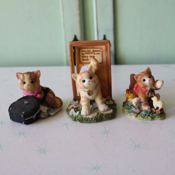 1990s Vintage CALICO KITTENS Lot Set Kitty Country Kitten Figurine Set of 3......housewares. kitsch. 90s home. priscilla hillman. cats. meow