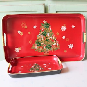 Vintage Christmas Tray Set: Retro Holiday Kitchen Decor