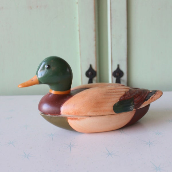 1970s Vintage Duck Bird Jewelry Box Container.....country. cabin. hunter. birds. woods. ducks. home. decor. wood decor. retro housewares