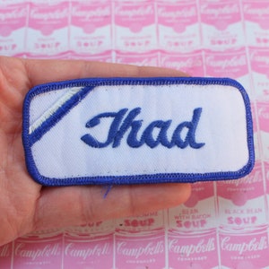 Parche con el nombre THAD vintage de los años 70 y 80... regalo, disfraz, accesorios de los años 70 y 80, hipster, padre, papá, abuelo, mecánico, conserje, trabajador, letra T