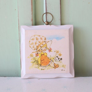 1970s Kitsch Wall Art: Mid-Century Girl with Cat Decor
