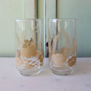 1970s Floral Juice Glasses - Retro Kitchen Glassware - Set of 2