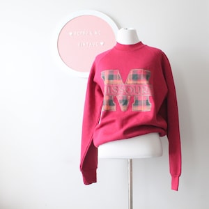 Vintage MISSOURI Kansas City Sweatshirt....unisex. retro. . boho. hippie. collectible. vacation. hipster. college sweatshirt. cranberry