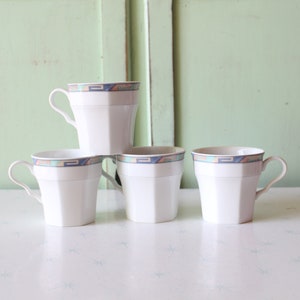 Vintage 1980s Coffee Mug Set of 4: Retro Kitchen Decor
