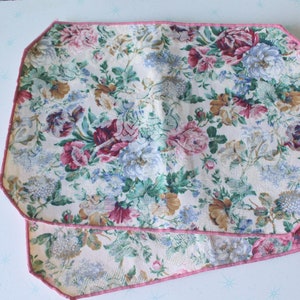 Vintage Floral Placemats - Set of 2 - 1980s Retro Table Linen